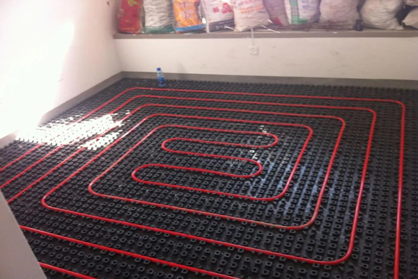 地暖對(duì)寶寶、兒童、女人、老人、上班族的好處