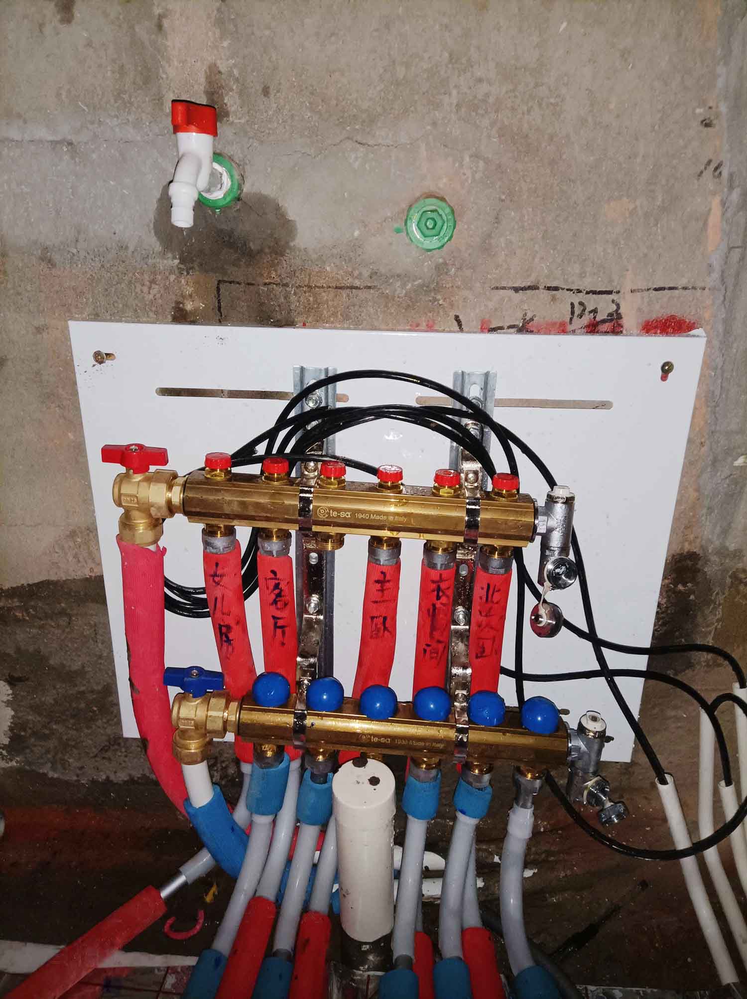 地暖費不費水？