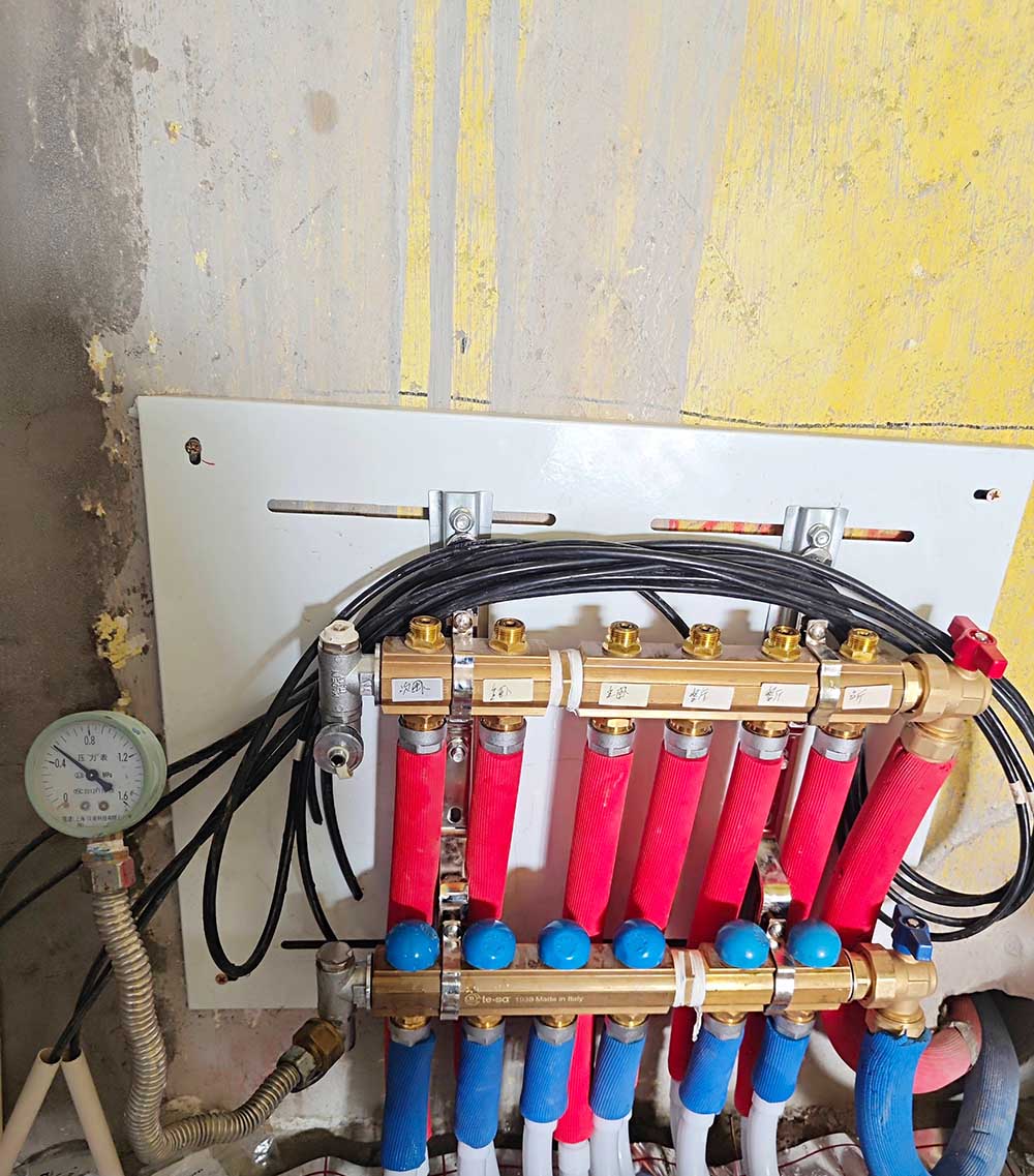 棠潤府地暖施工